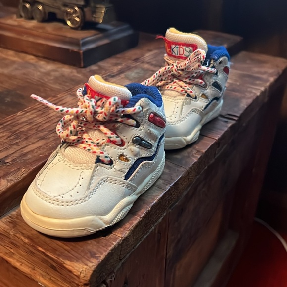 Vintage McKids kicks - Picture 7 of 10